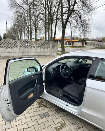 Audi A1 cena 42000 przebieg: 84000, rok produkcji 2013 z Różan małe 37